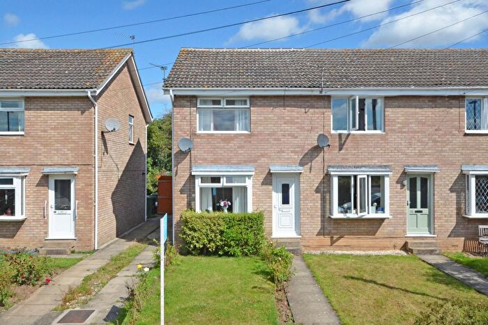 2 Bedroom End Of Terrace House For Sale In Keble Park North, Bishopthorpe, York, YO23