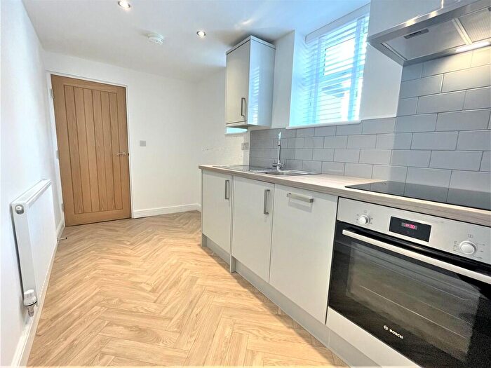 2 Bedroom Apartment To Rent In Roker Lane, Pudsey, LS28