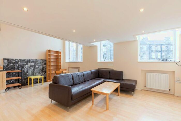 1 Bedroom Flat To Rent In Giles Street, Leith, Edinburgh, EH6