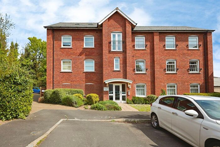 2 Bedroom Flat For Sale In Avon Place, Salisbury, SP1