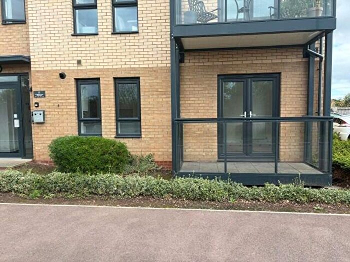2 Bedroom Flat To Rent In Riverbank Avenue, Newport, NP19
