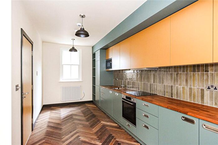 2 Bedroom Apartment To Rent In Spafield Street, London, EC1R