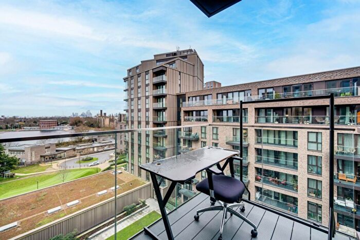 1 Bedroom Apartment For Sale In Coster Avenue, Hartingtons Court Coster Avenue, N4