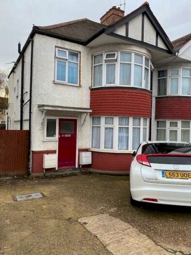 1 Bedroom Flat To Rent In Harrow, Middlesex, HA2