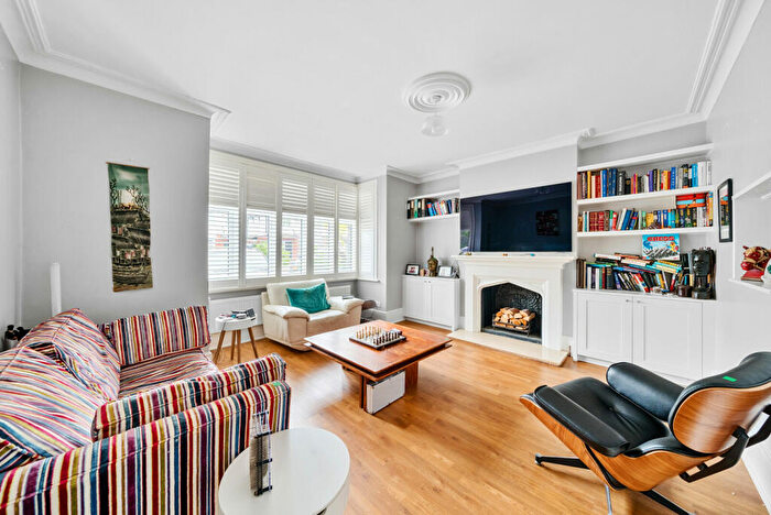 4 Bedroom Semi-Detached House To Rent In Hare Lane, Claygate, Esher, KT10