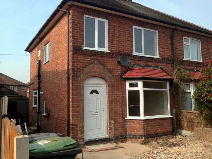 3 Bedroom Property To Rent In Leyton Crescent, Beeston, Nottingham, NG9