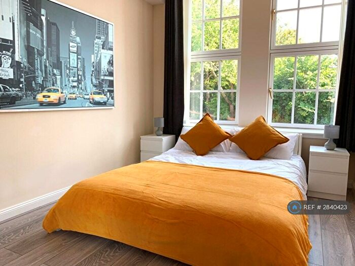 2 Bedroom Flat To Rent In Glenagnes Gardens, Dundee, DD2
