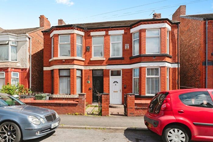 3 Bedroom Semi-Detached House For Sale In Highfield Road, Rock Ferry, Birkenhead, CH42