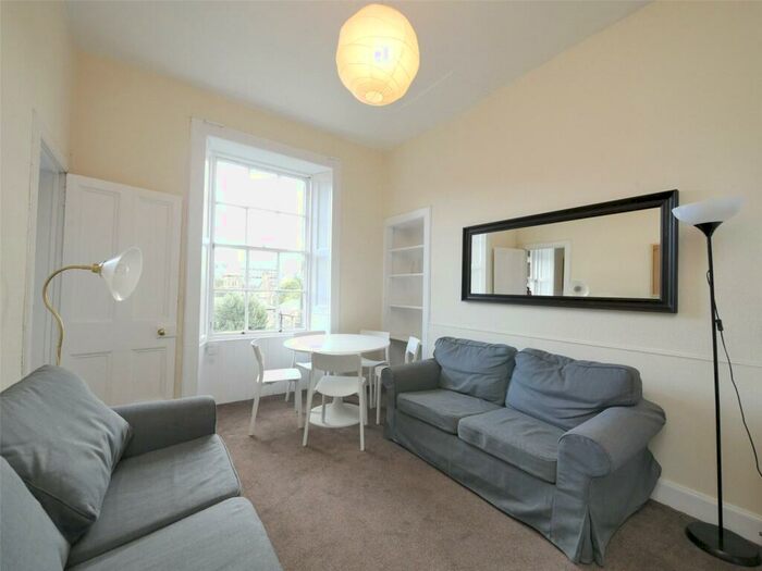 5 Bedroom Flat To Rent In Lauriston Park, Edinburgh, EH3