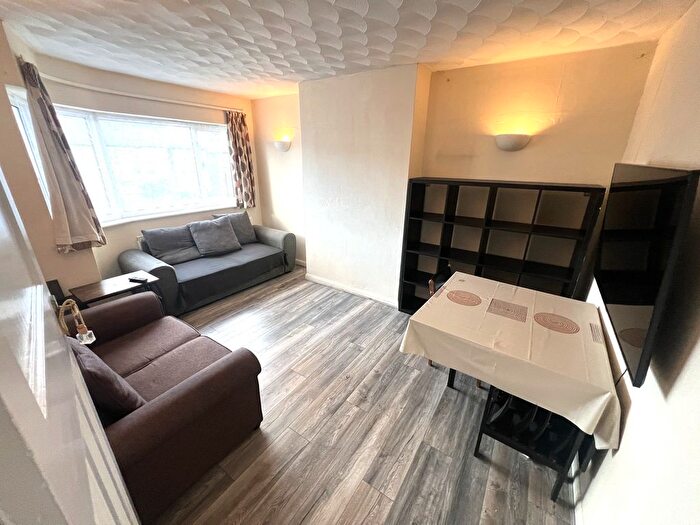 2 Bedroom Flat To Rent In Glenwood Close, Harrow, HA1