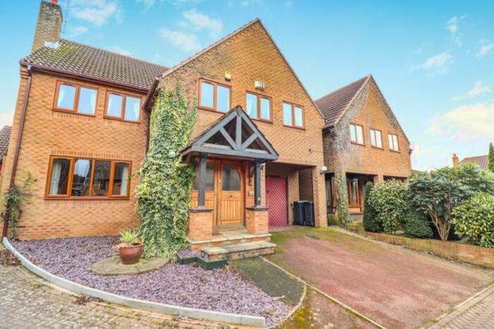 5 Bedroom Detached House To Rent In Shortwoods Close, Raunds, NN9
