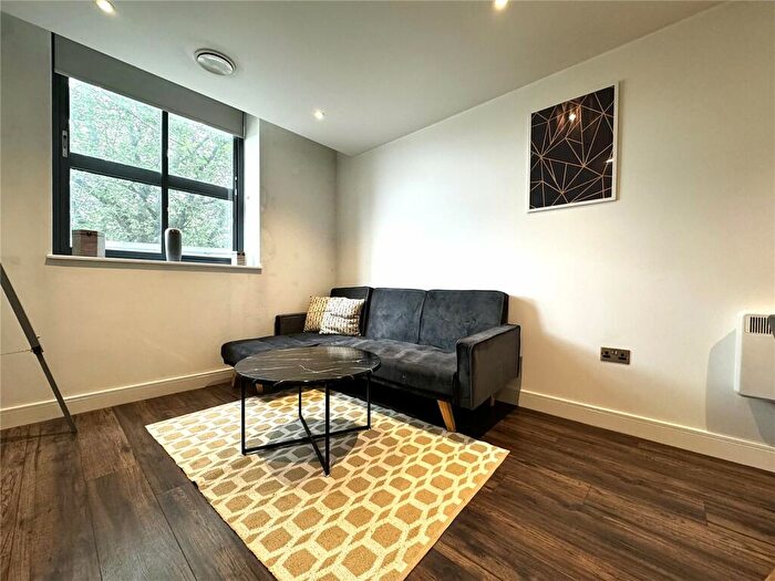 1 Bedroom Apartment To Rent In New Eton House, Bath Road, Slough, Berkshire, SL1