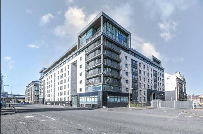 2 Bedroom Flat To Rent In Wallace Street, Glasgow, G5