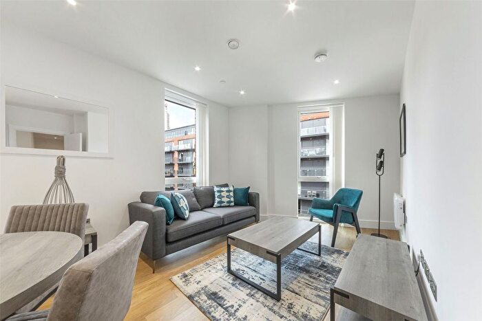 2 Bedroom Flat To Rent In Pershore Street, Birmingham, B5