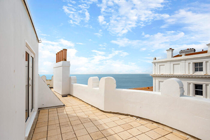 2 Bedroom Flat For Sale In Chichester Terrace, Brighton, BN2