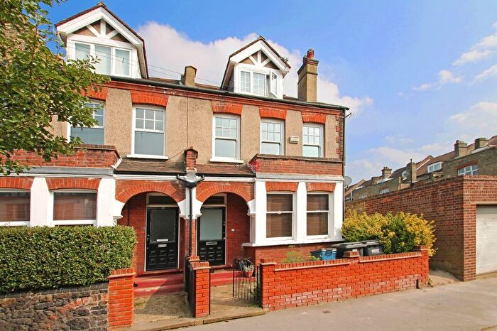 2 Bedroom Flat To Rent In Colworth Road, Addiscombe, Croydon, CR0