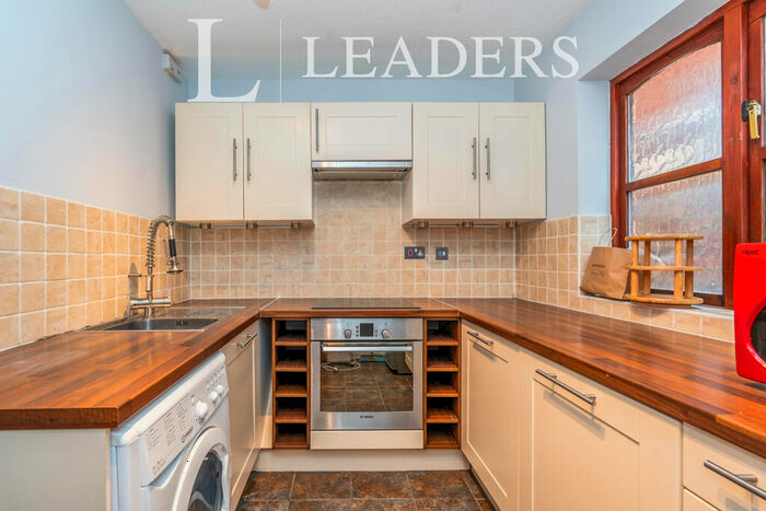 1 Bedroom Apartment To Rent In Winchester Road, Southampton, SO16