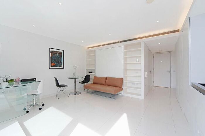 Studio To Rent In West Tower, Pan Peninsula Square, E14
