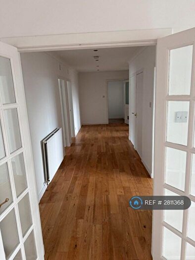 3 Bedroom Flat To Rent In Newmills, Dunfermline, KY12