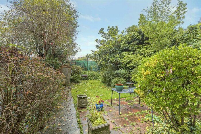 1 Bedroom Apartment To Rent In Coolhurst Road, Crouch End, London, N8