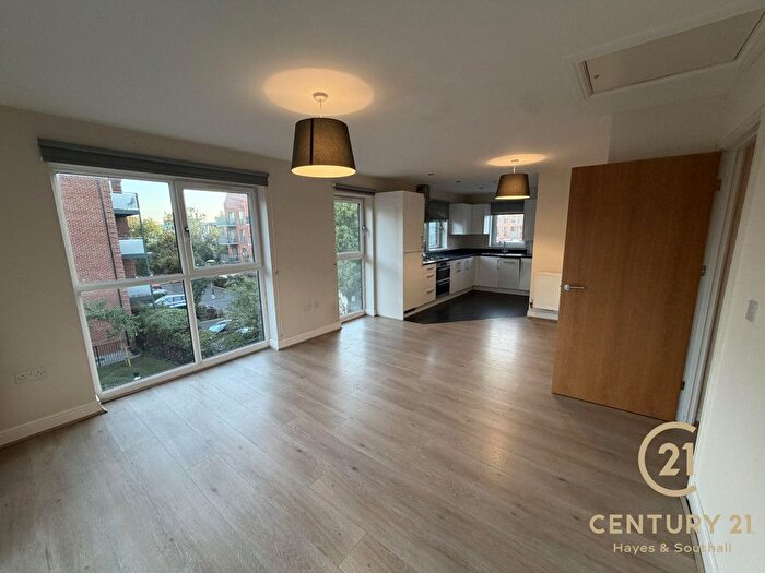 2 Bedroom Flat To Rent In Otter Way, UB7