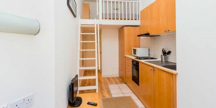 Studio To Rent In Penywern Road, Earl's Court, London, SW5