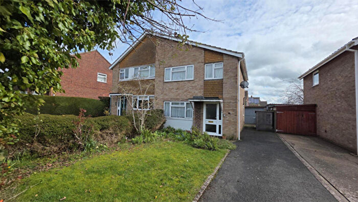 3 Bedroom Semi-Detached House For Sale In Lime Road, Southam, CV47