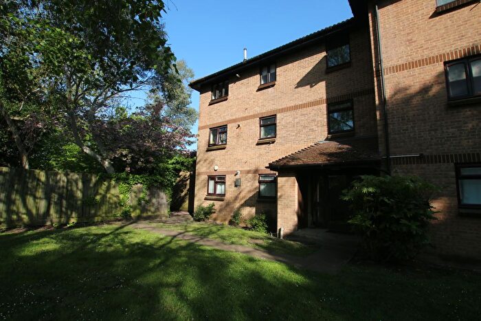1 Bedroom Flat To Rent In Vicarage Way, Colnbrook, Slough, SL3
