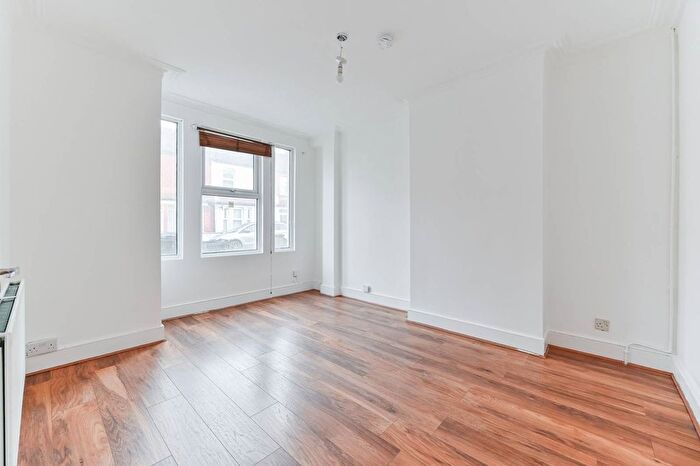 4 Bedroom Terraced House To Rent In Cecil Road, Mitcham, Croydon, CR0