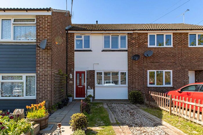 3 Bedroom Terraced House For Sale In Woodlands Way, Southwater, RH13