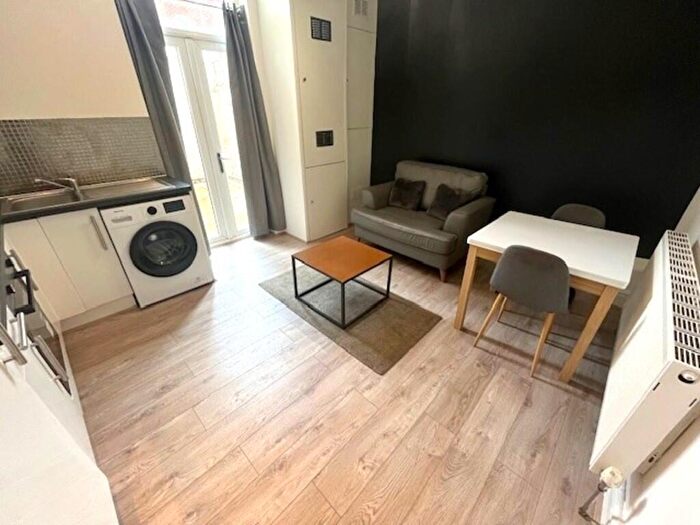 1 Bedroom Apartment To Rent In East View Terrace, Deepdale, Preston, PR1