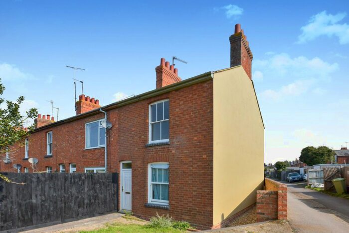 1 Bedroom Flat To Rent In Jubilee Terrace, Stony Stratford, MK11