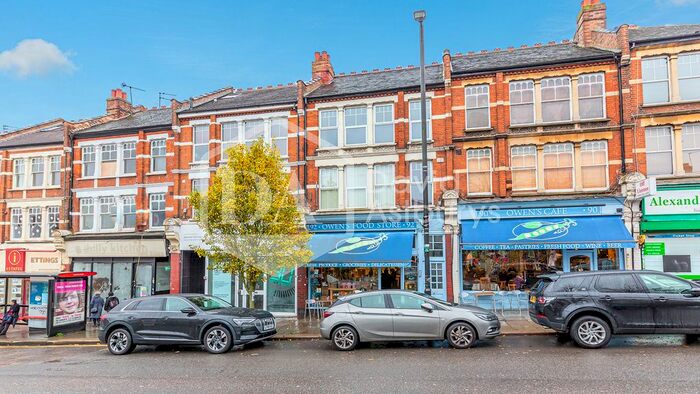 3 Bedroom Flat To Rent In Alexandra Park Road, Muswell Hill, London N10