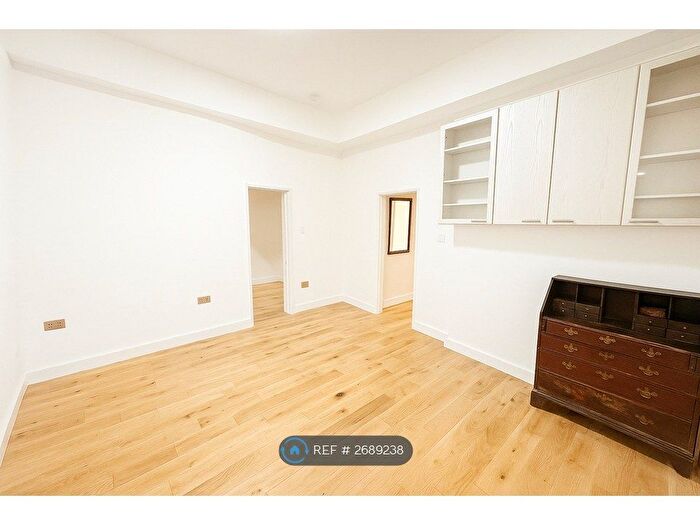 1 Bedroom Flat To Rent In Ennismore Gardens, London, SW7