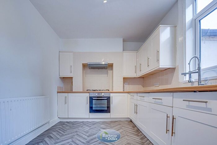 3 Bedroom Detached House For Sale In Anston Avenue, Worksop, S81