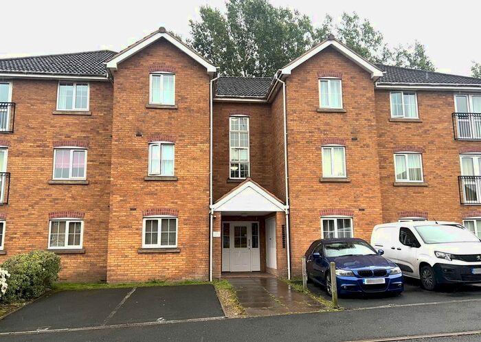 2 Bedroom Flat To Rent In Barrow Close, Walsall Wood, Walsall, WS9