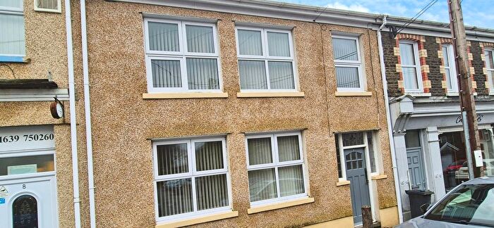 3 Bedroom Property To Rent In Station Road, Crynant, Neath, SA10