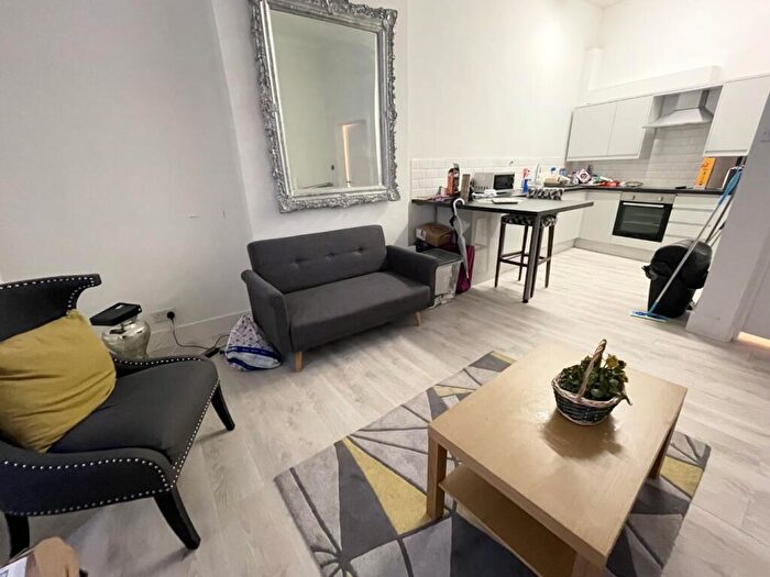 1 Bedroom Apartment To Rent In Bournemouth, Dorset, BH2