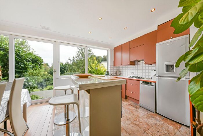 3 Bedroom Terraced House To Rent In Hermitage Lane, Childs Hill, NW2