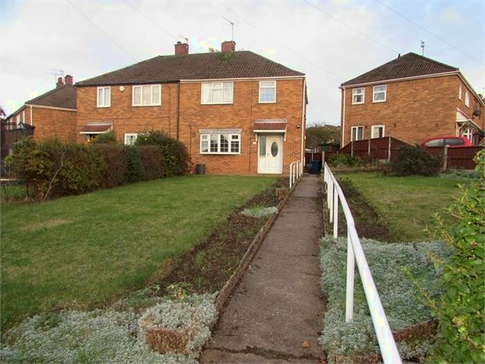 3 Bedroom Semi-Detached House To Rent In Bernard Road, Edlington, DN12