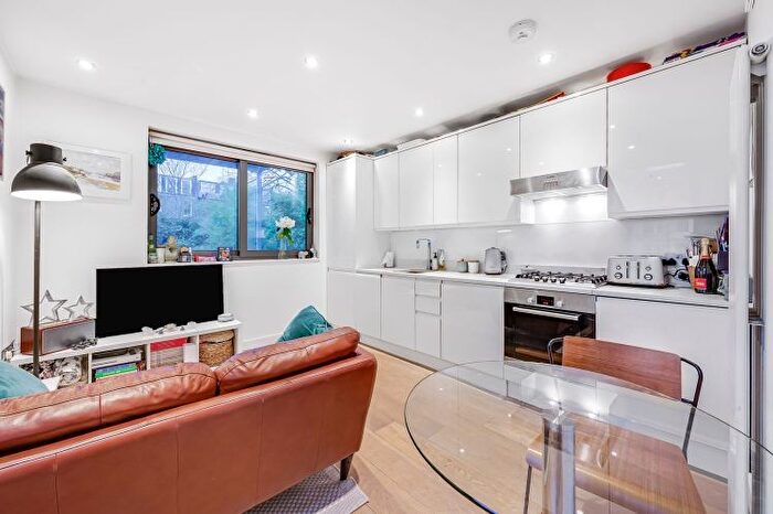 1 Bedroom Flat To Rent In Shepherds Bush Road, London, W6