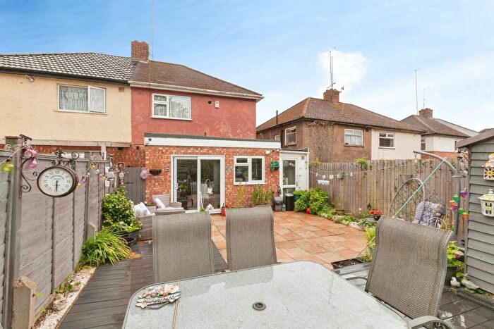 2 Bedroom Semi-Detached House For Sale In Astill Drive, Leicester, LE4