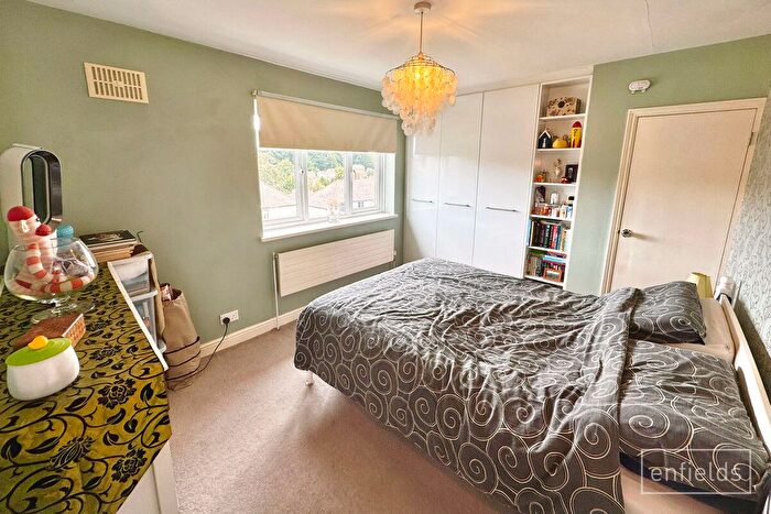 2 Bedroom Semi-Detached House For Sale In Ferndene Way, Southampton, SO18