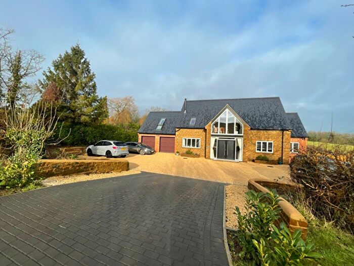 1 Bedroom Flat To Rent In Moreton Road, Eydon, NN11