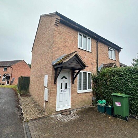 1 Bedroom Semi-Detached House For Sale In Scrivens Mead, Thatcham, RG19
