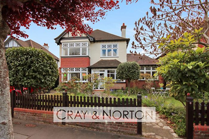 4 Bedroom Detached House For Sale In Carlyle Road, Addiscombe, CR0