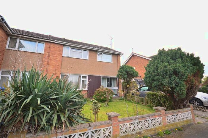 3 Bedroom Property To Rent In St. Anthonys Road, Kettering, NN15