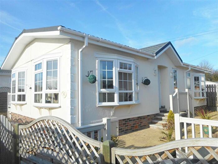 2 Bedroom Park Home For Sale In The Mews, New Park, Ripon, HG4