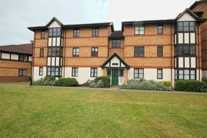 1 Bedroom Apartment To Rent In Somerset Gardens, Creighton Road, Tottenham, N17
