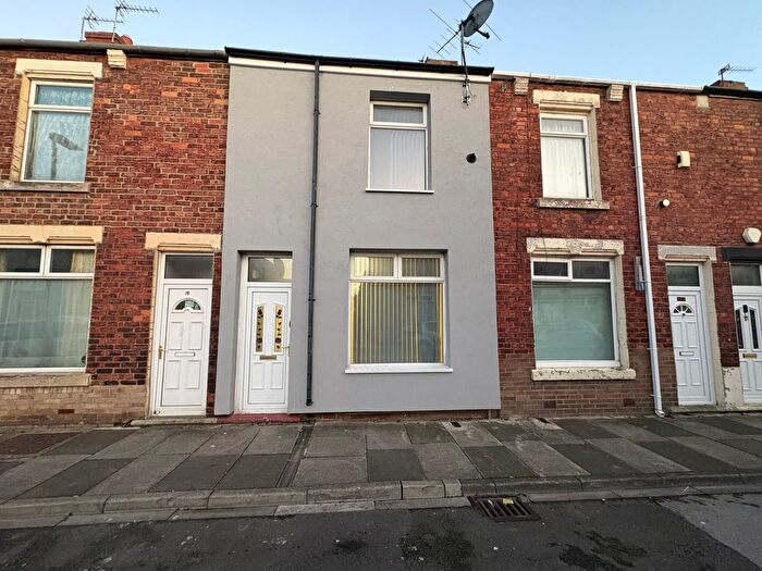 2 Bedroom Property To Rent In Mapleton Road, Hartlepool, Teesside, TS24